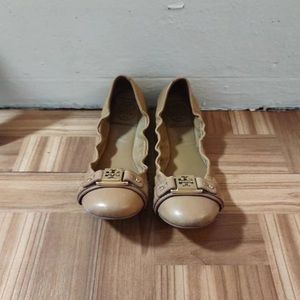 Tory Burch Nude Ballet Flats Size 6W